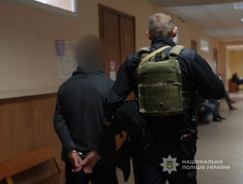 В Одесі батько жорстоко бив своїх дітей