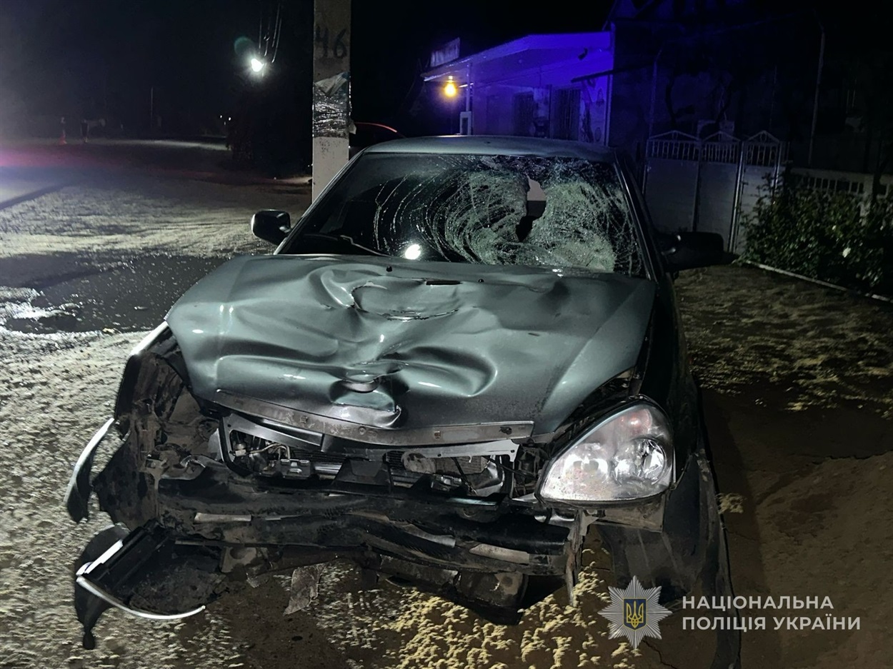 Фото з місця ДТП в селі Кучурган 