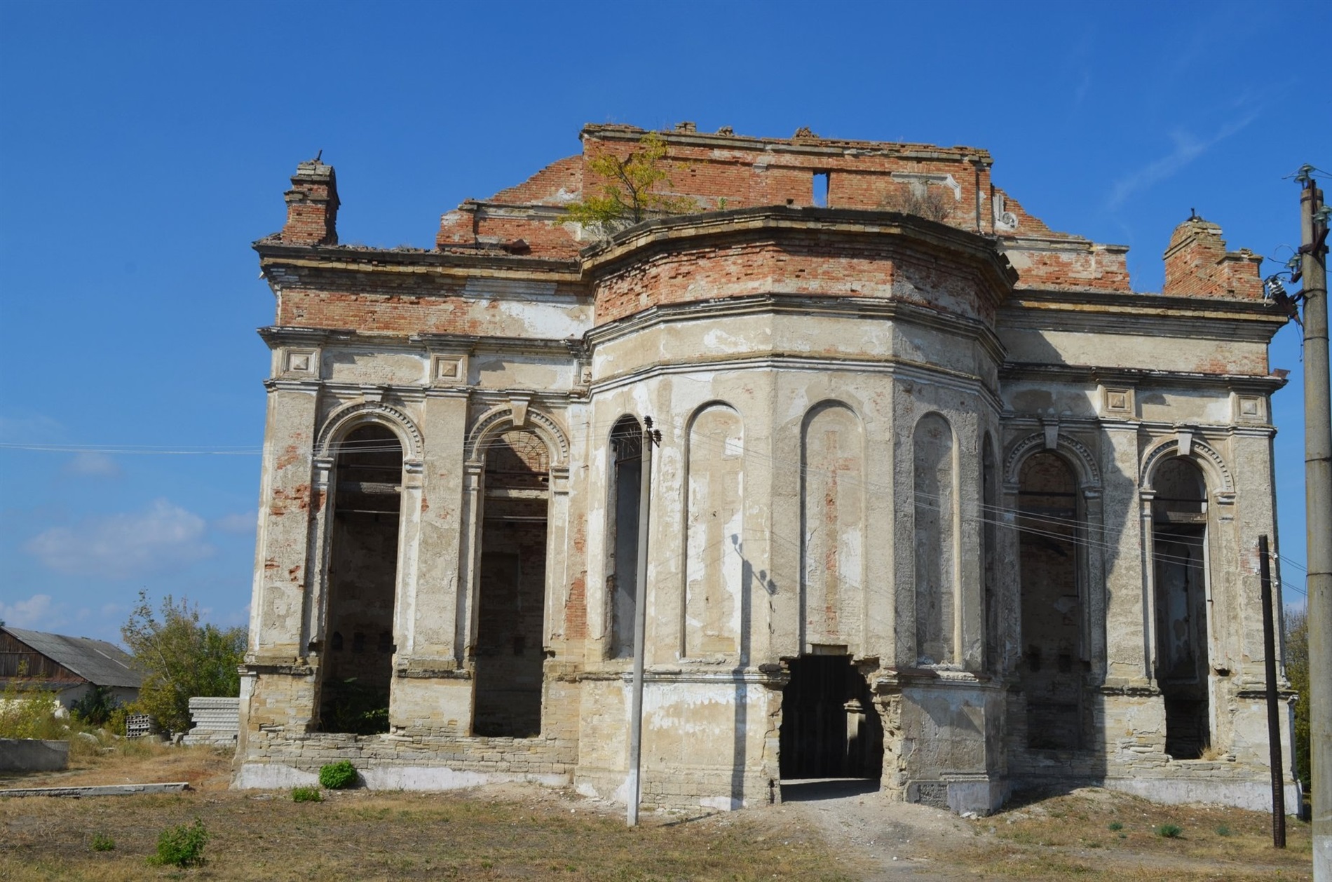 5 унікальних зникаючих туристичних скарбів Біляївки та околиць: чи можна їх врятувати