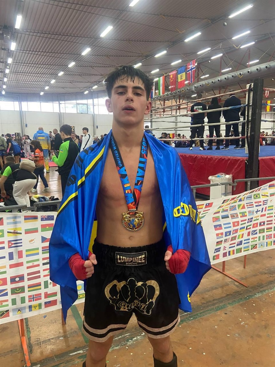 Кікбоксер Аднан Аль-Альван