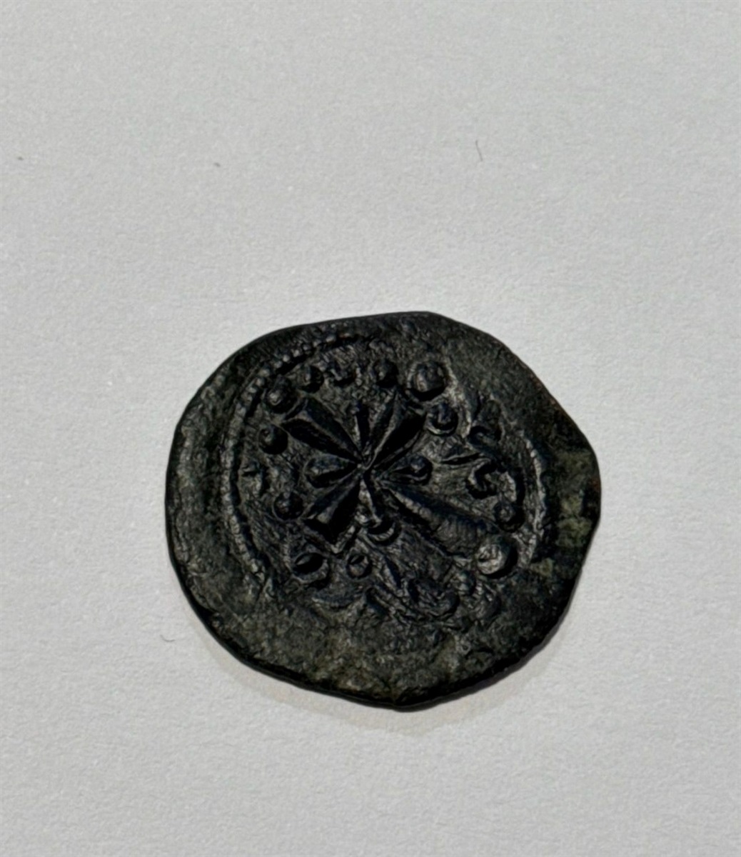 На Одещині прикордонники виявили у жінки колекцію старовинних монет