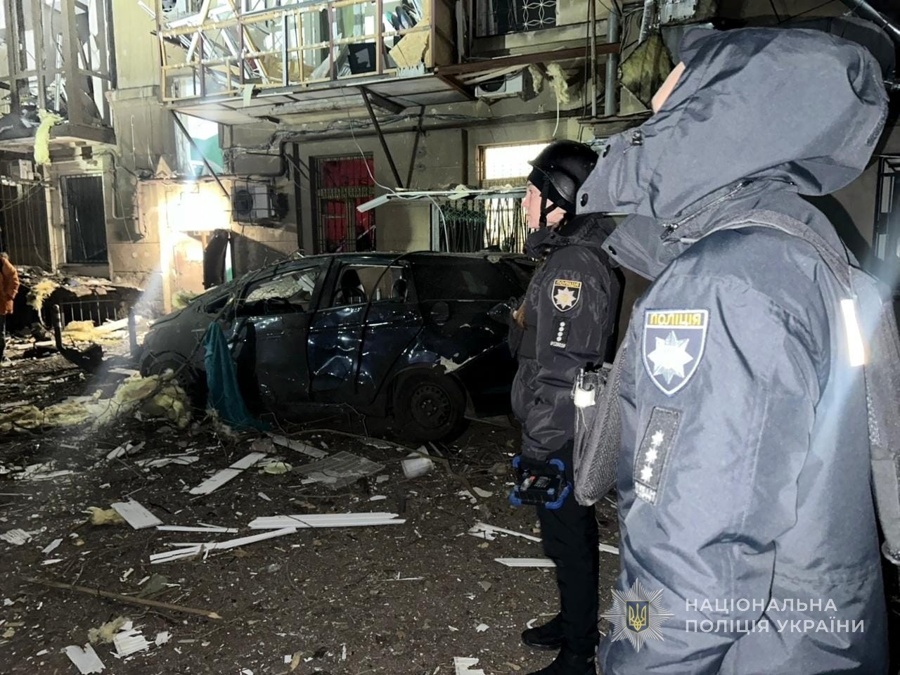 Ворожа атака дронами по Одесі: п’ятеро цивільних поранені, поліція фіксує злочин армії рф