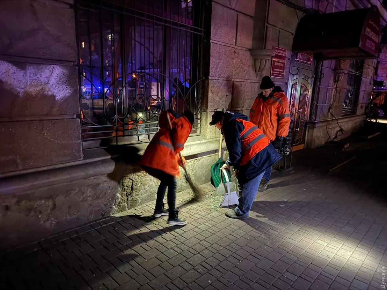 Ворожа атака дронами по Одесі: п’ятеро цивільних поранені, поліція фіксує злочин армії рф