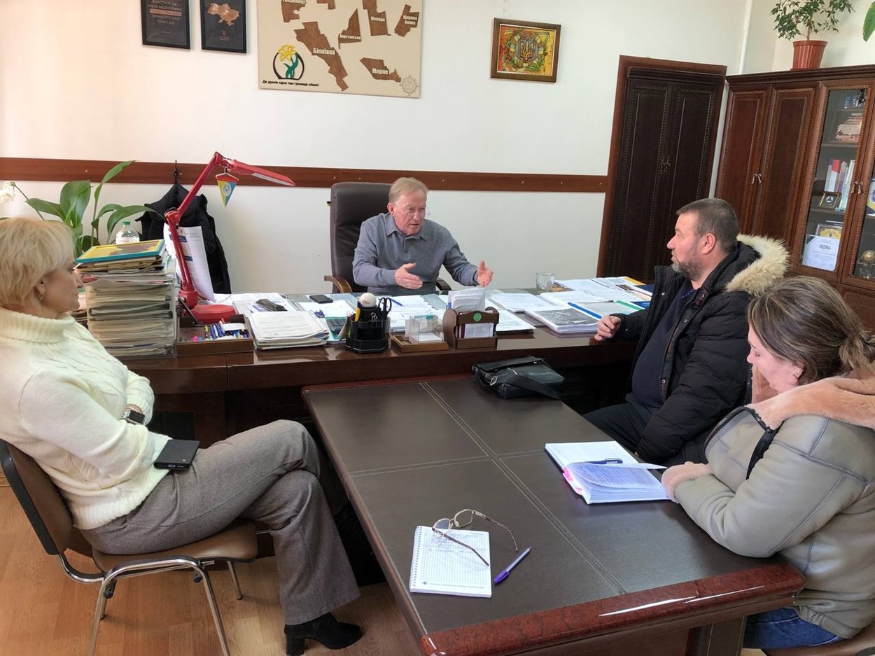 Під час робочої наради щодо ситуації з безпритульними собаками