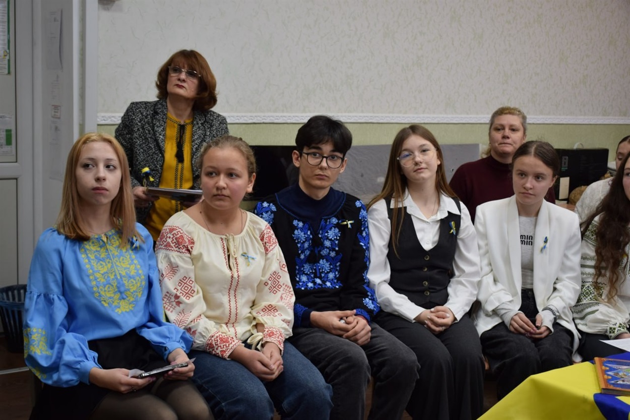 Ліцеїсти з різних громад України об’єдналися у Біляївці: це був онлайн-міст єднання