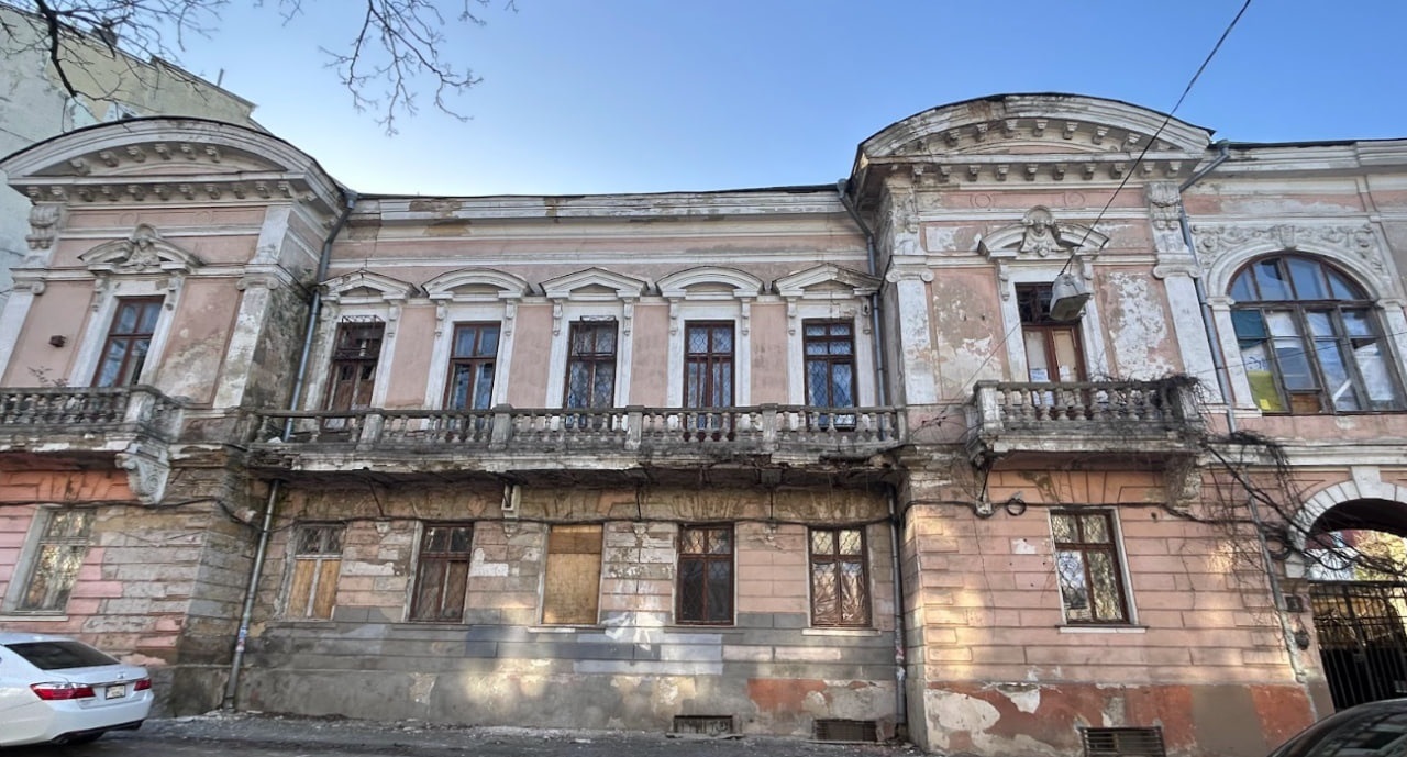 Історичне обличчя Одеси під загрозою: бульдозери замість консервації цінних будівель міста