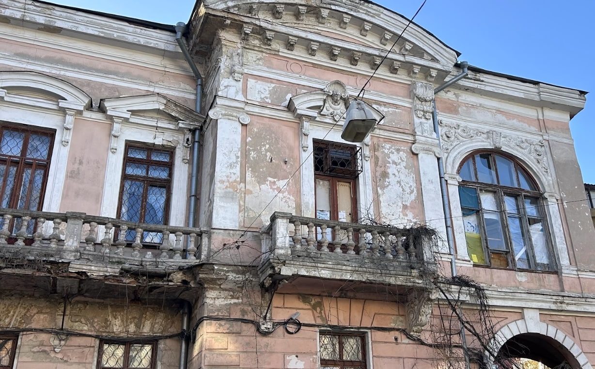 Історичне обличчя Одеси під загрозою: бульдозери замість консервації цінних будівель міста