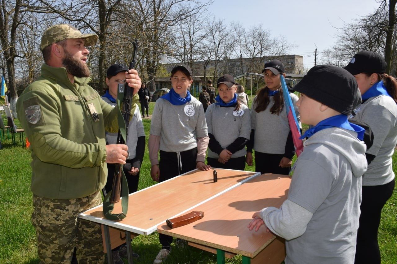 Гартують дух та волю: у Біляївці пройшов масштабний вишкіл гри «Джура»