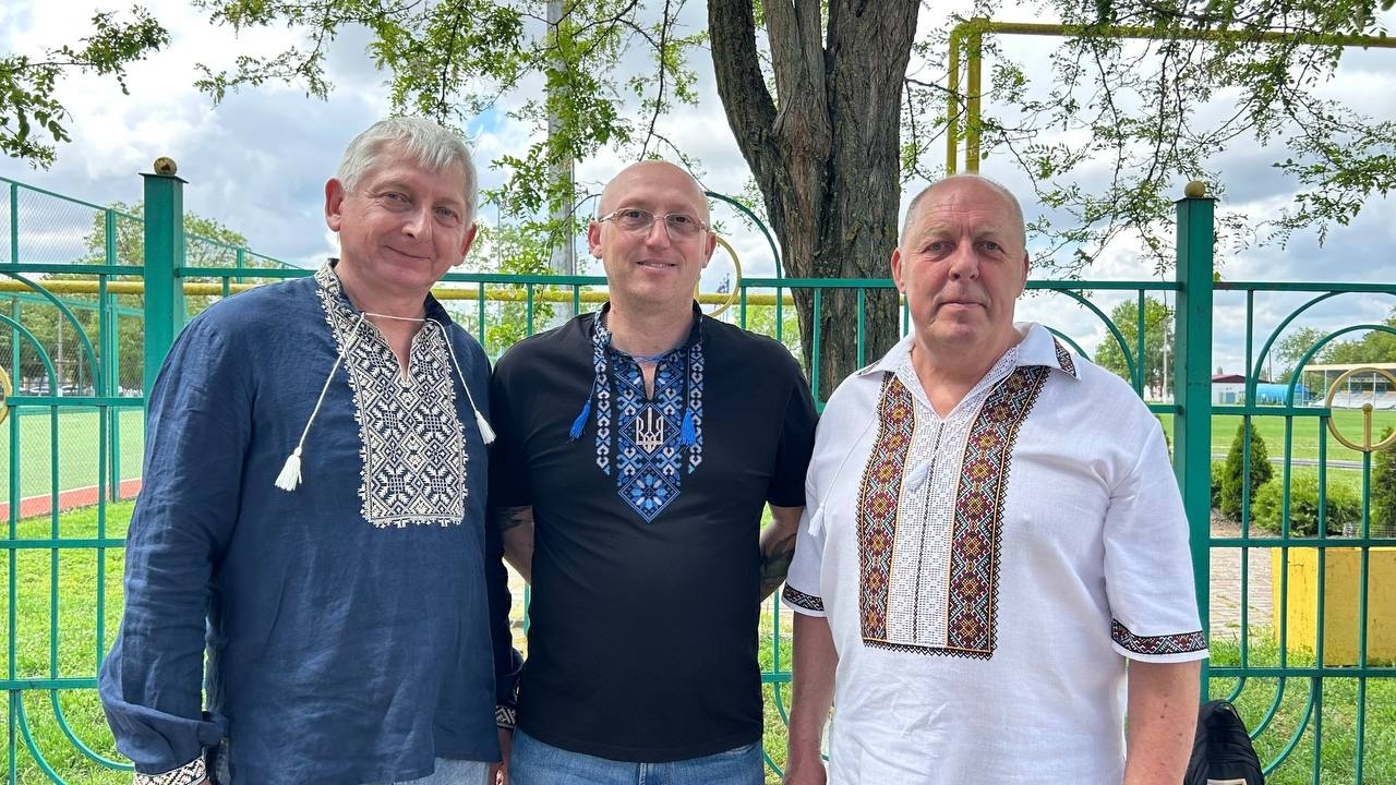 У Біляївці до Дня вишиванки провели патріотичний флешмоб
