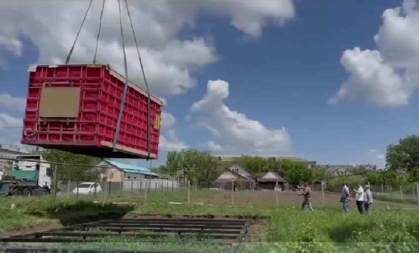 У Петродолинському будують модульну амбулаторію за підтримки партнерів із Німеччини