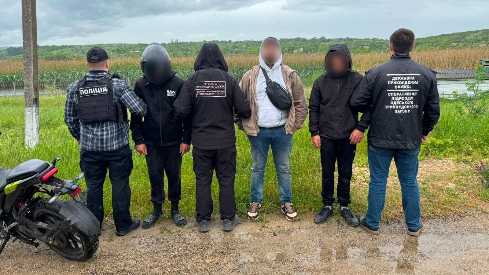 За 9 тисяч доларів пропонував дістатися кордону з Молдовою: на Одещині викрили схему