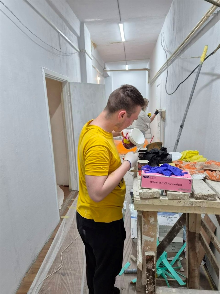 Гончарна майстерня у Теплодарі об’єднала родини дітей з інвалідністю та стала простором підтримки