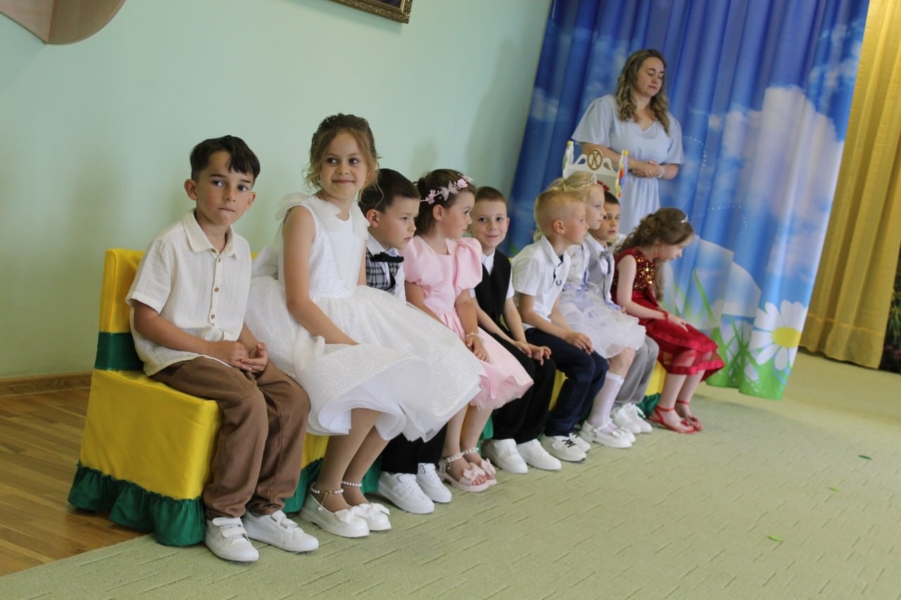 У Біляївці майбутні першокласники попрощалися з дитсадком «Капітошка»