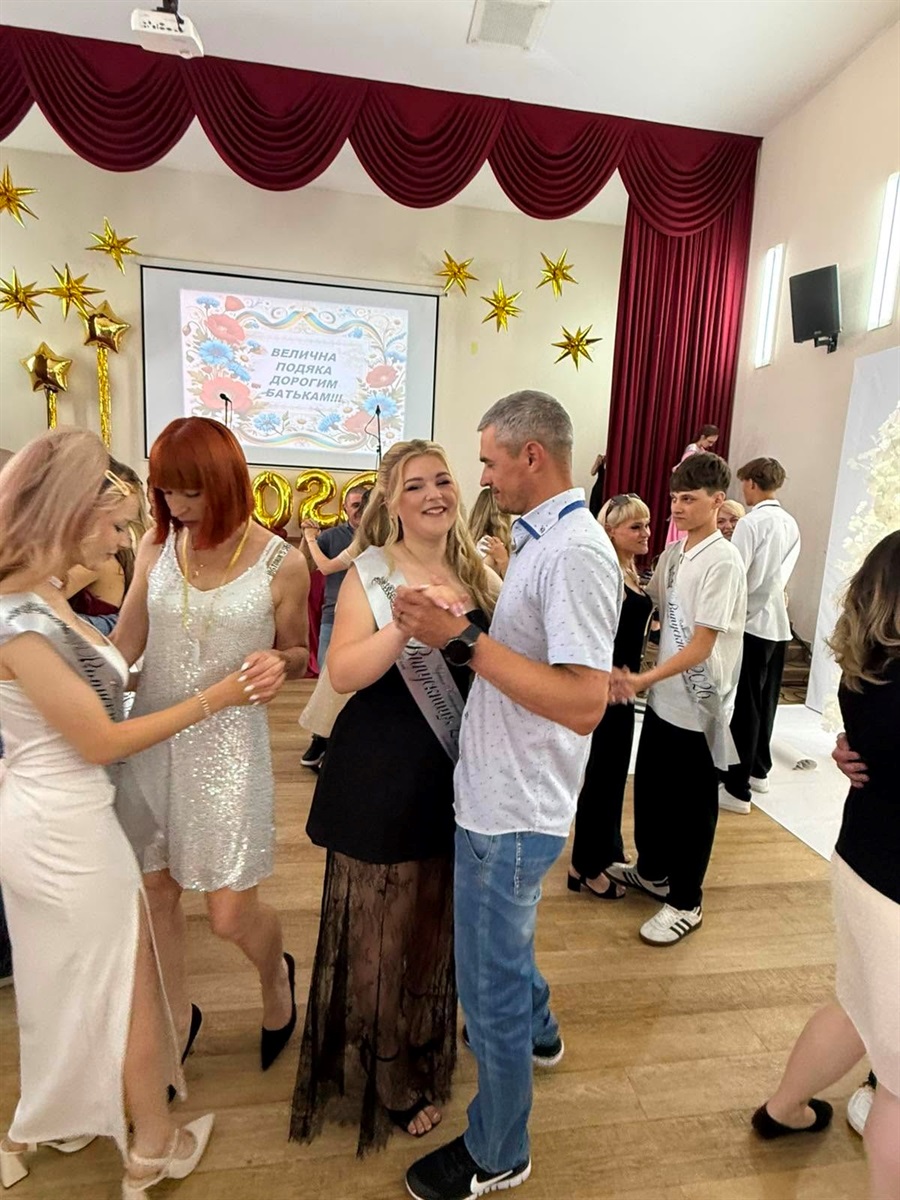 Дев'ятикласники Біляївської громади отримали свідоцтва про освіту