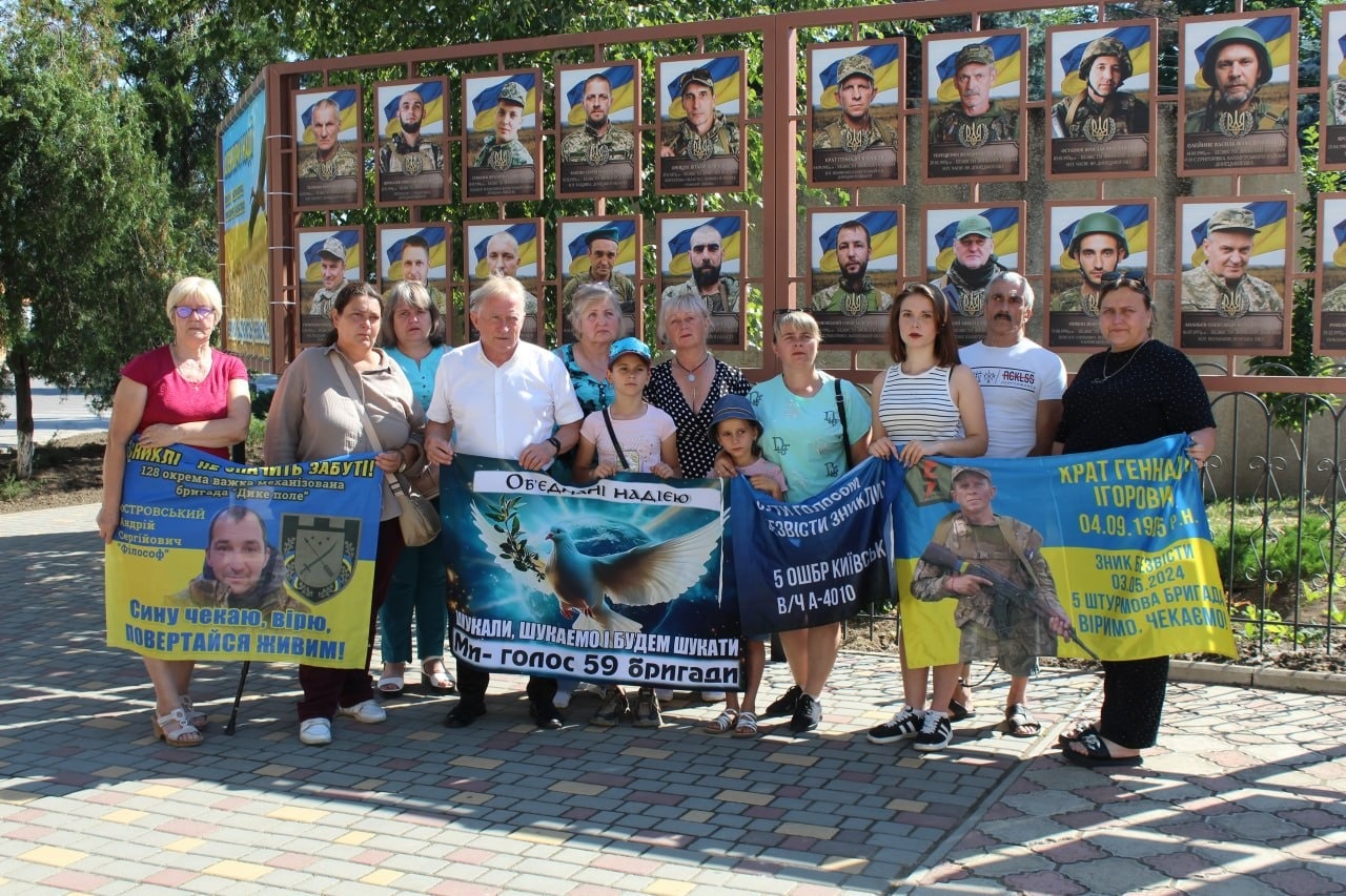 У Біляївці створили Алею віри та надії для родин зниклих безвісти захисників