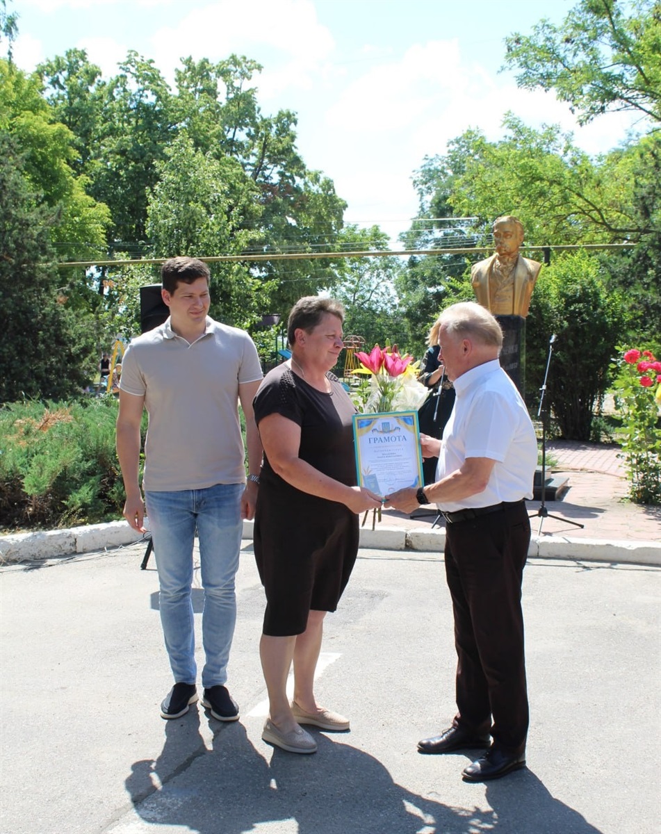У Біляївці відзначили День Конституції України та нагородили жителів громади
