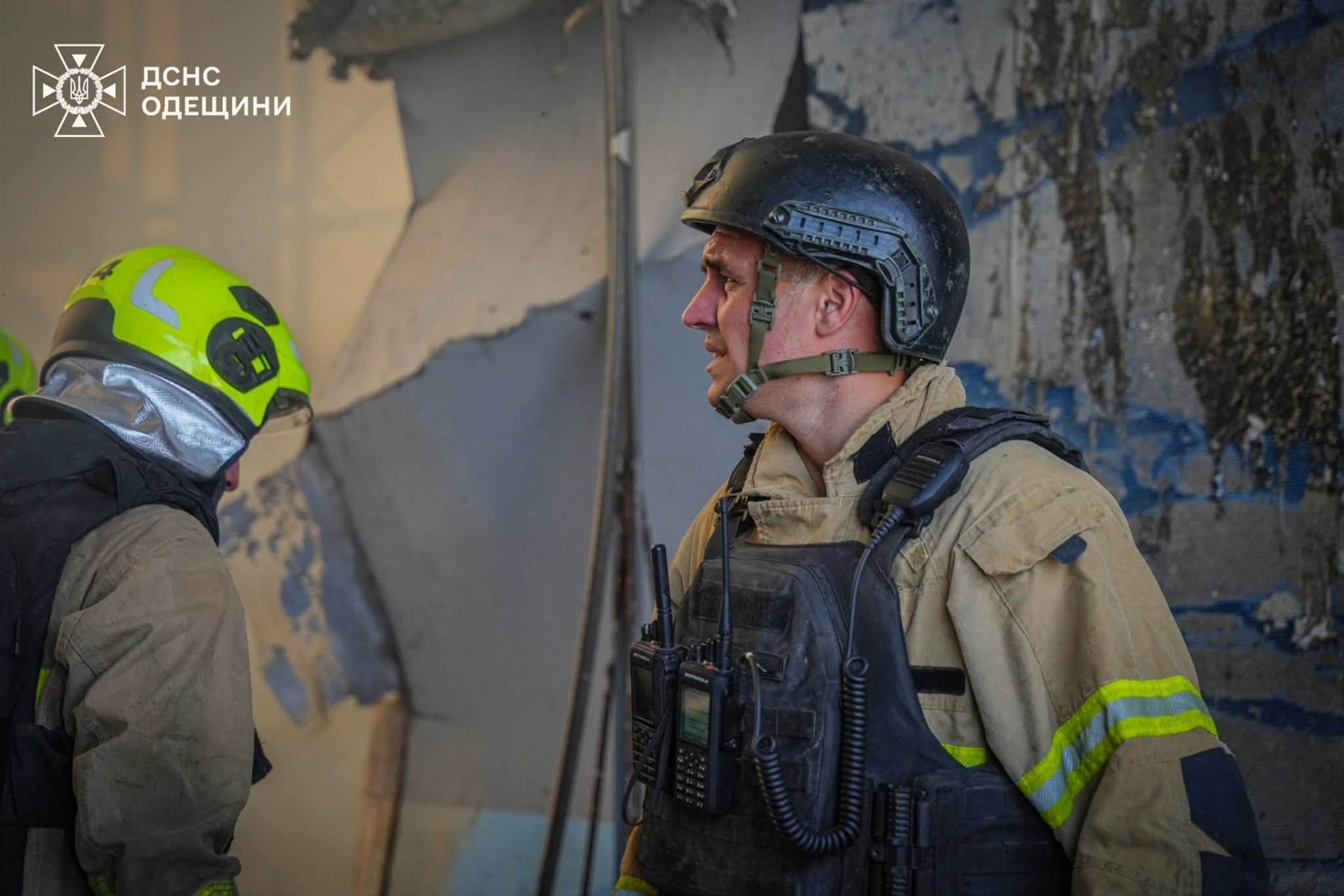 Ракетний удар по Одеському району: двоє загиблих, знищено склади та поле пшениці