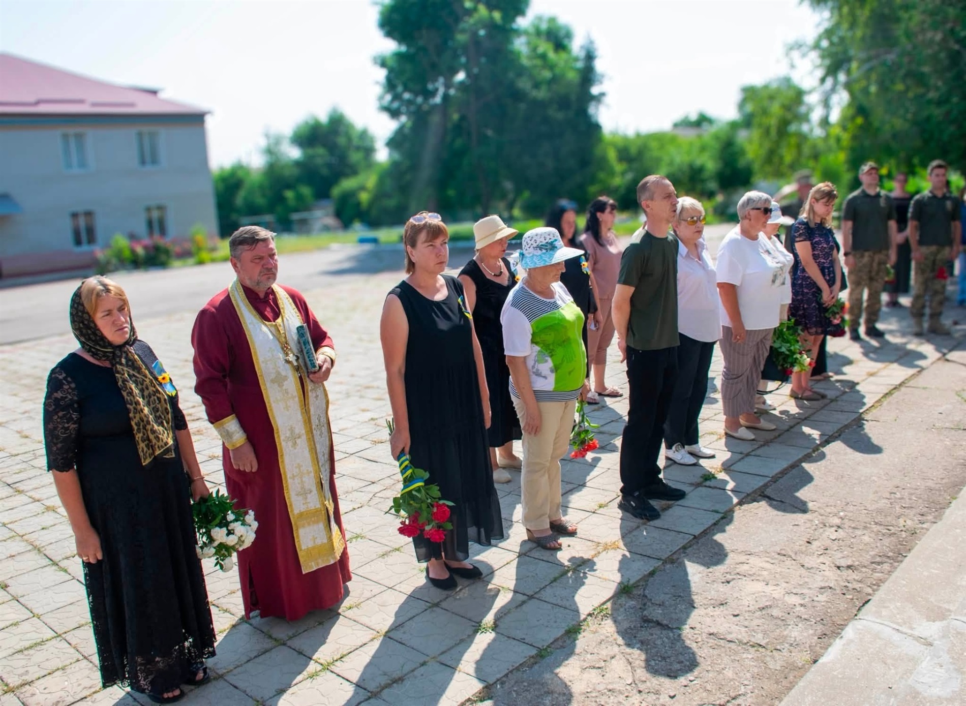 У селі Кам'янка відкрили меморіальну дошку захиснику Миколі Нікітіну