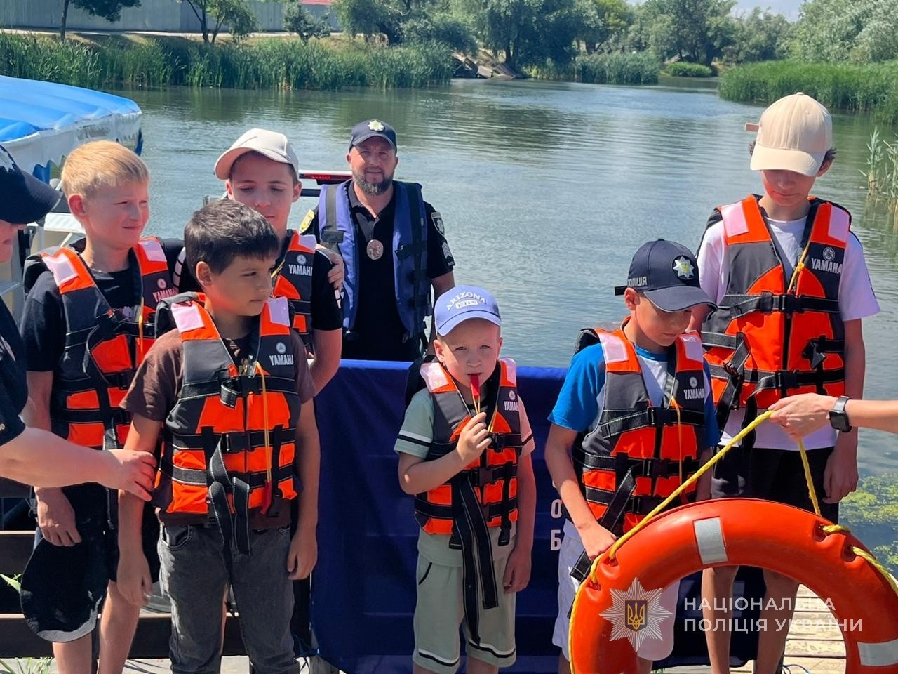 Безпека на воді у Біляївці: поліція провела захід для дітей