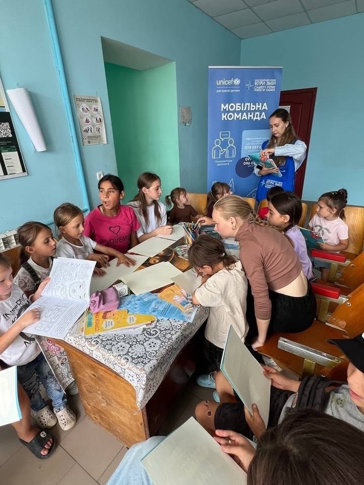 У Градениці приїздила мобільна команда: як допомагали родинам