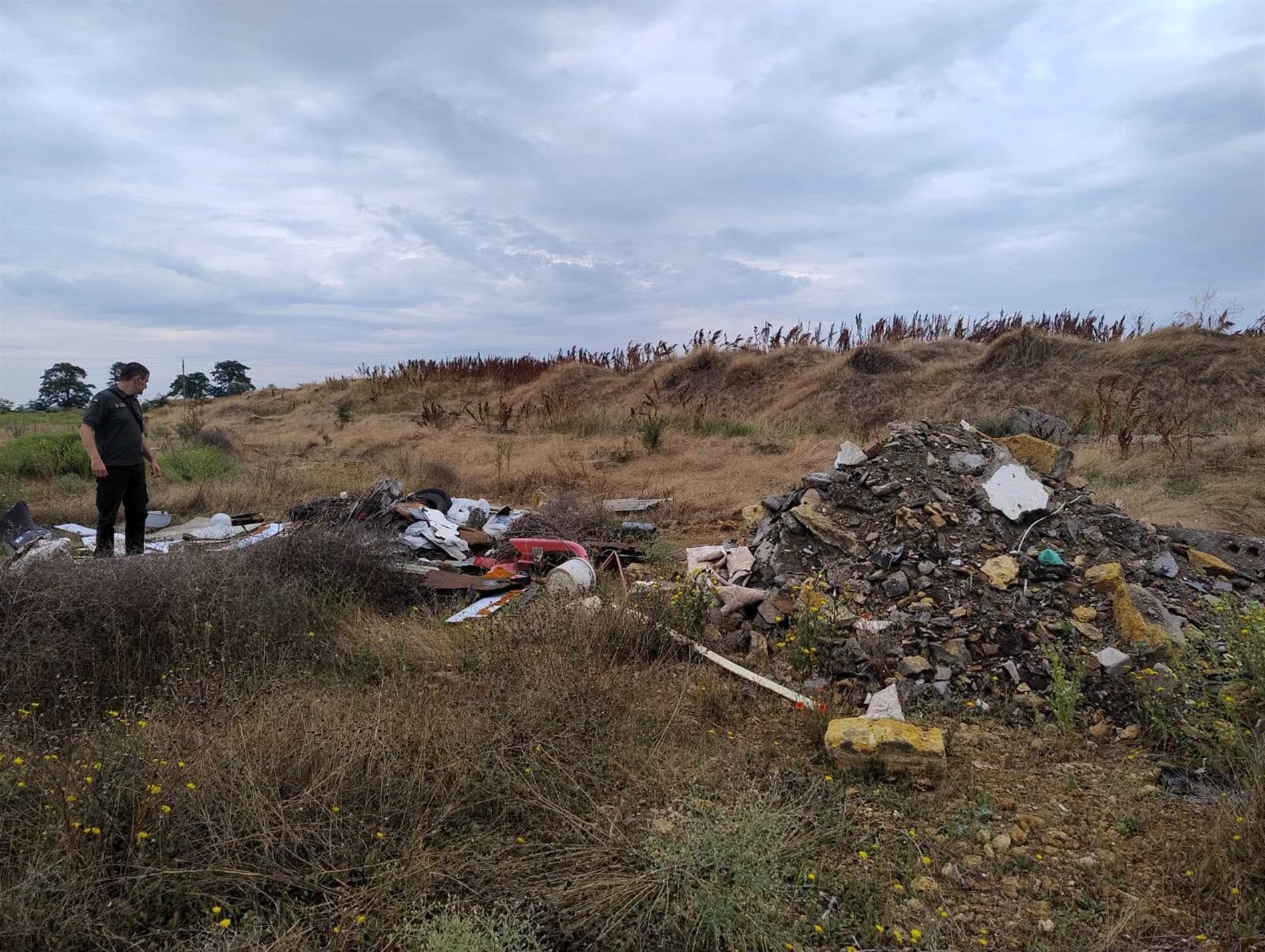 У Чорноморській та Таїрівській громадах виявили нові стихійні звалища