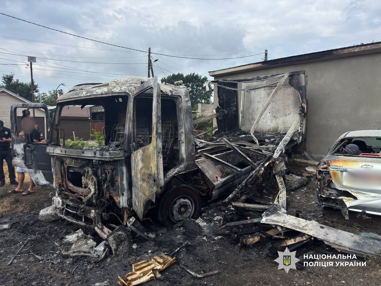 Підпал авто енергетиків в Одеському районі: затримано 16-річного підозрюваного