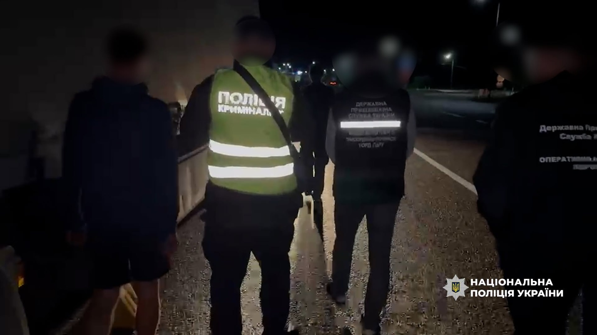 У подвійному дні фури до Молдови: поблизу Маяк викрили схему втечі