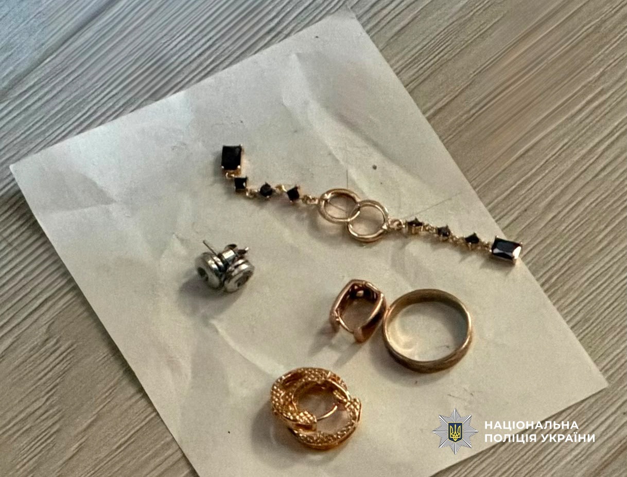 Одягли форму й балаклави: в Одесі затримали підозрюваних у розбої псевдосиловиків