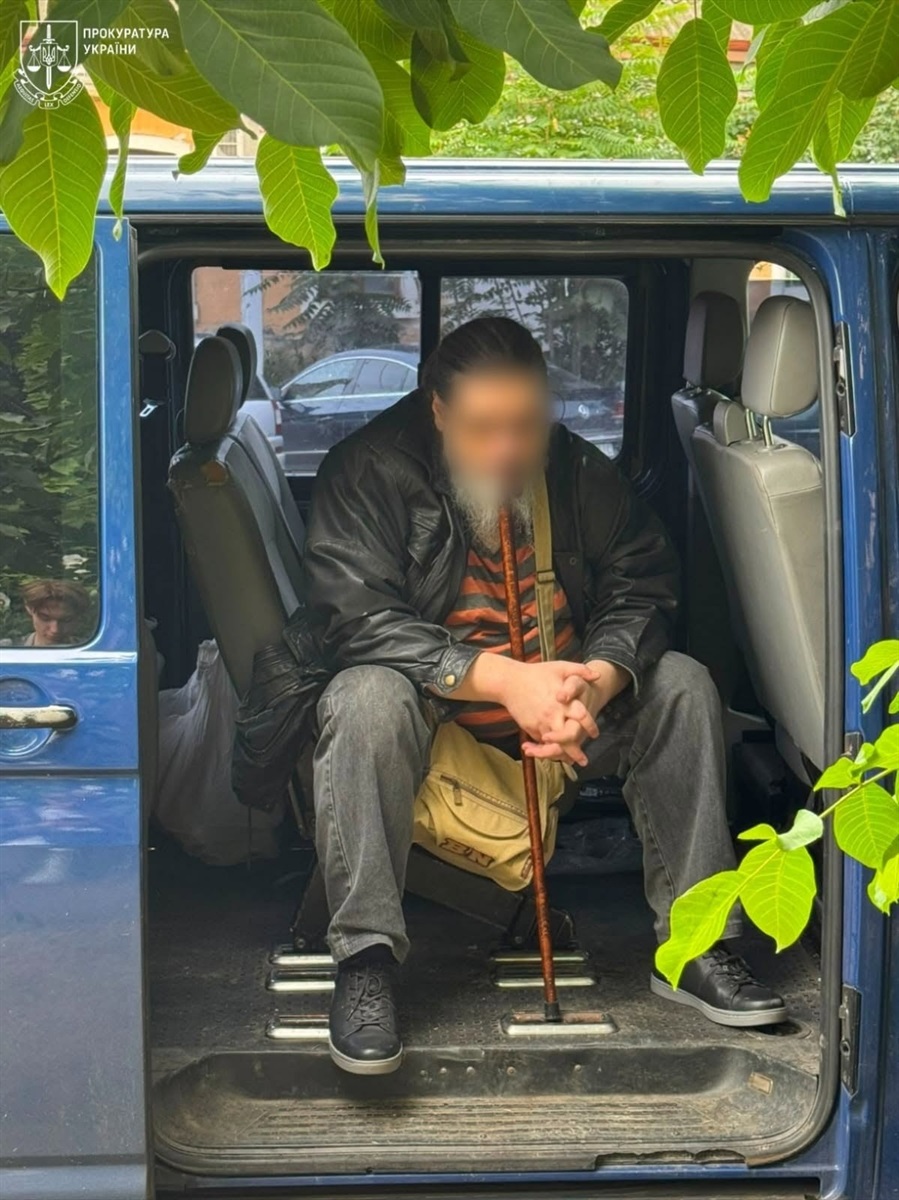 Зливав координати військових в Одесі: СБУ схопила одесита, який наводив ракети на місто