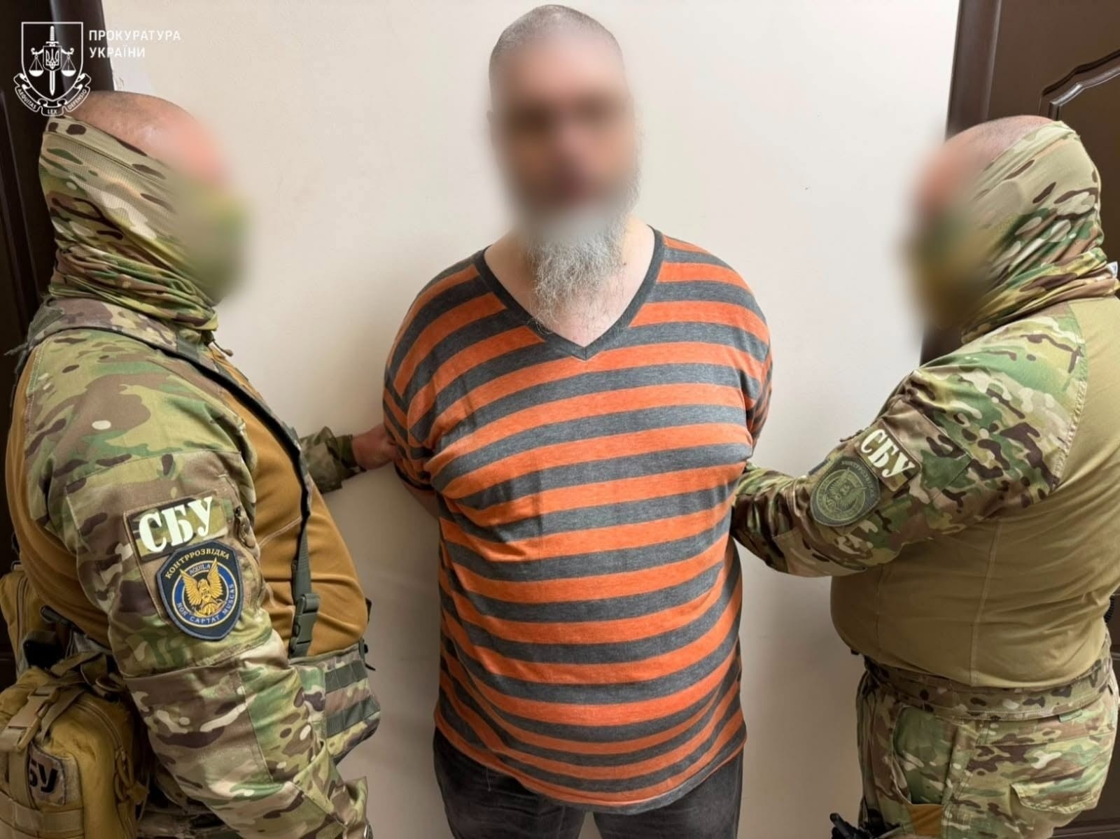 Зливав координати військових в Одесі: СБУ схопила одесита, який наводив ракети на місто