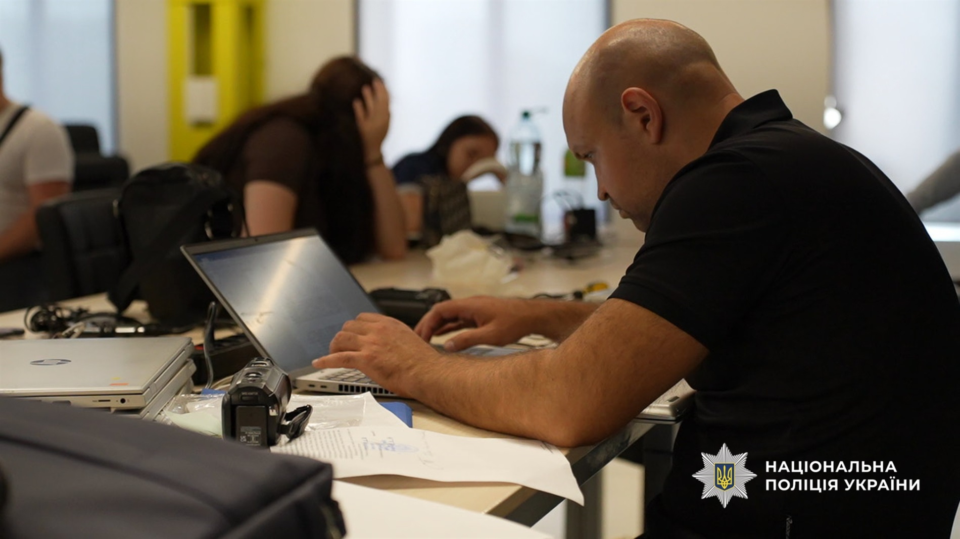 Сотні комп'ютерів і вилучені кошти: в Одесі накрили мережу кол-центрів